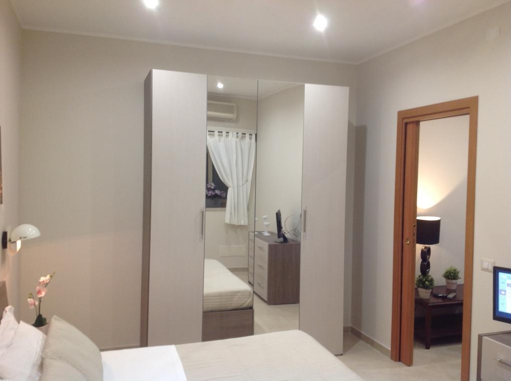 Casa Lucrezia Appartement Giardini-Naxos Buitenkant foto