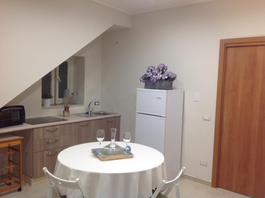 Casa Lucrezia Appartement Giardini-Naxos Buitenkant foto