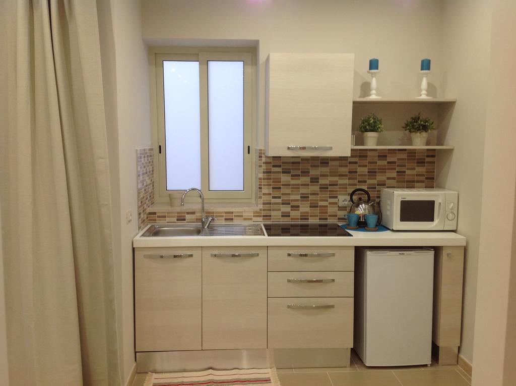 Casa Lucrezia Appartement Giardini-Naxos Buitenkant foto