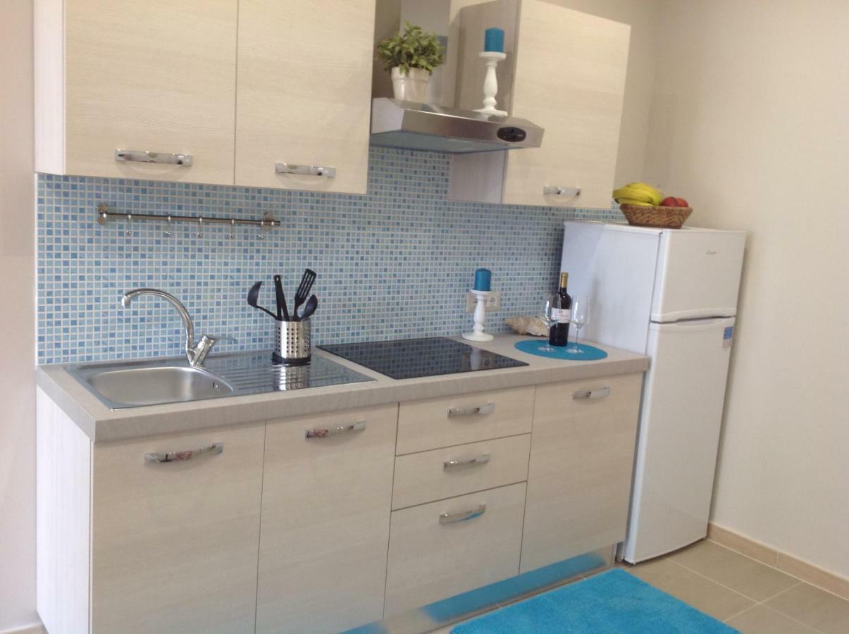 Casa Lucrezia Appartement Giardini-Naxos Buitenkant foto