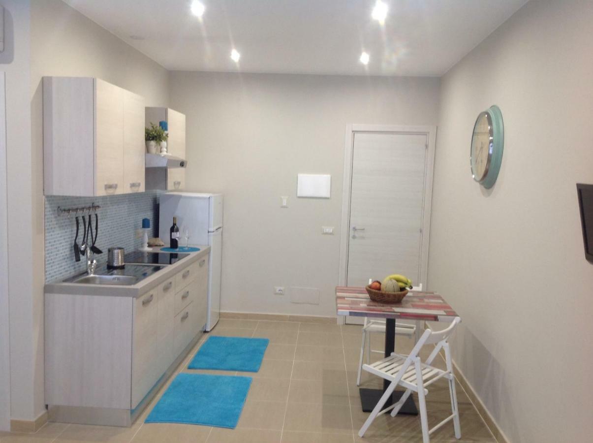 Casa Lucrezia Appartement Giardini-Naxos Buitenkant foto