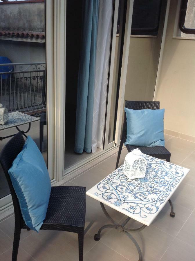 Casa Lucrezia Appartement Giardini-Naxos Buitenkant foto