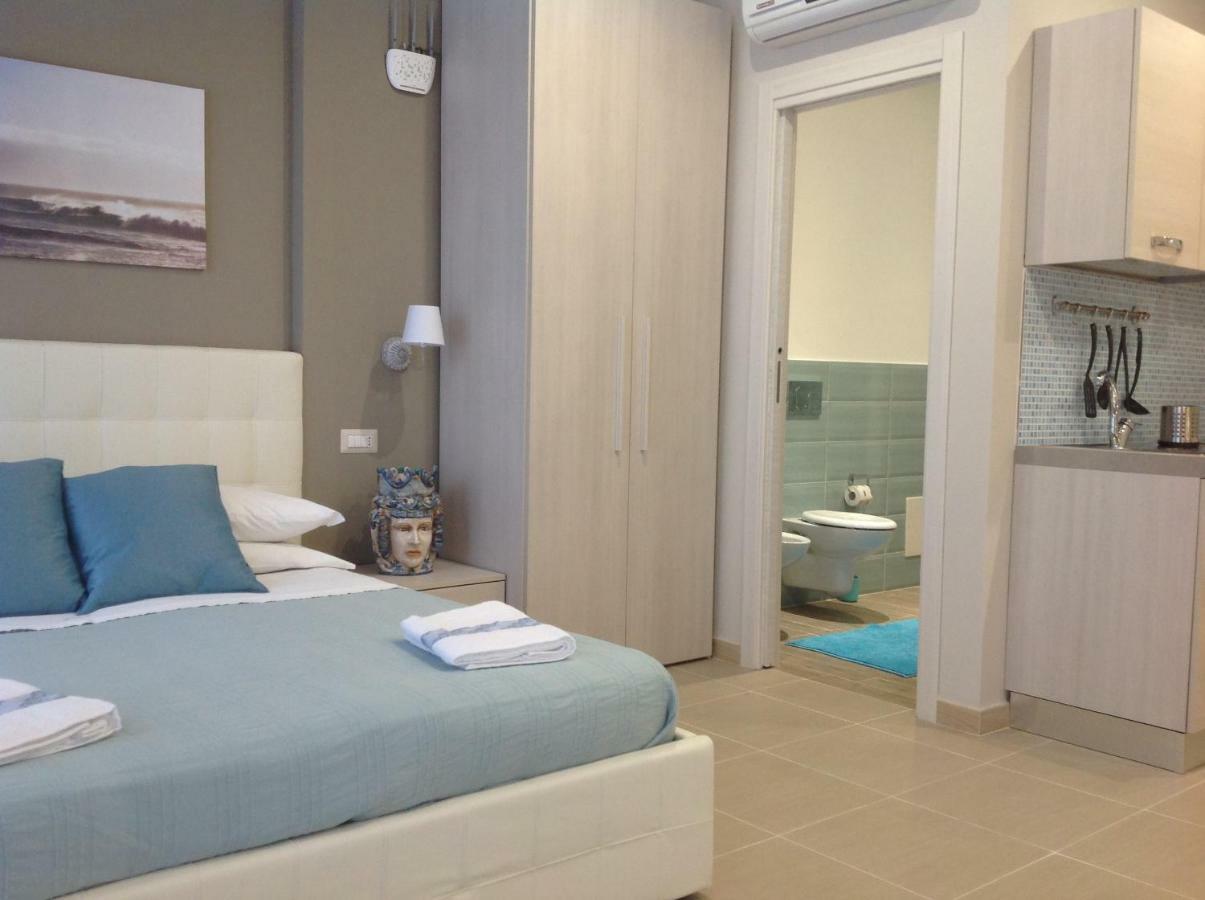 Casa Lucrezia Appartement Giardini-Naxos Buitenkant foto